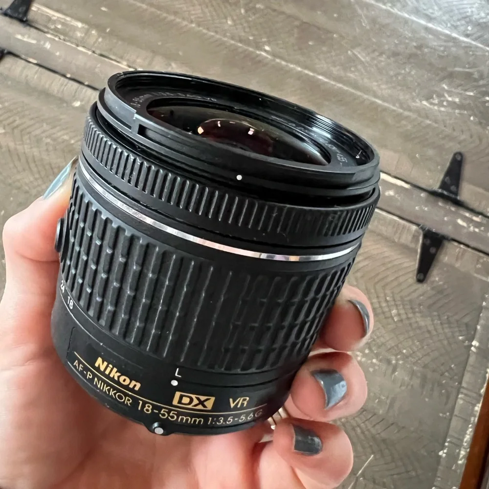 Nikon AF-P DX NIKKOR 18-55mm Black Lens